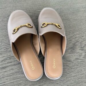 Quince Tan and Gold Mules with Gold Accent NWOT Size 8